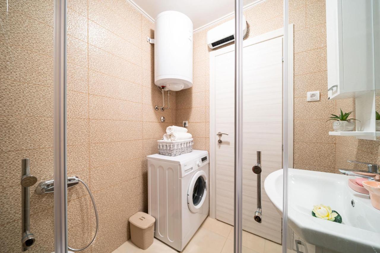 Boka View Luxury Suite - With Free Garage Parking Котор Екстериор снимка