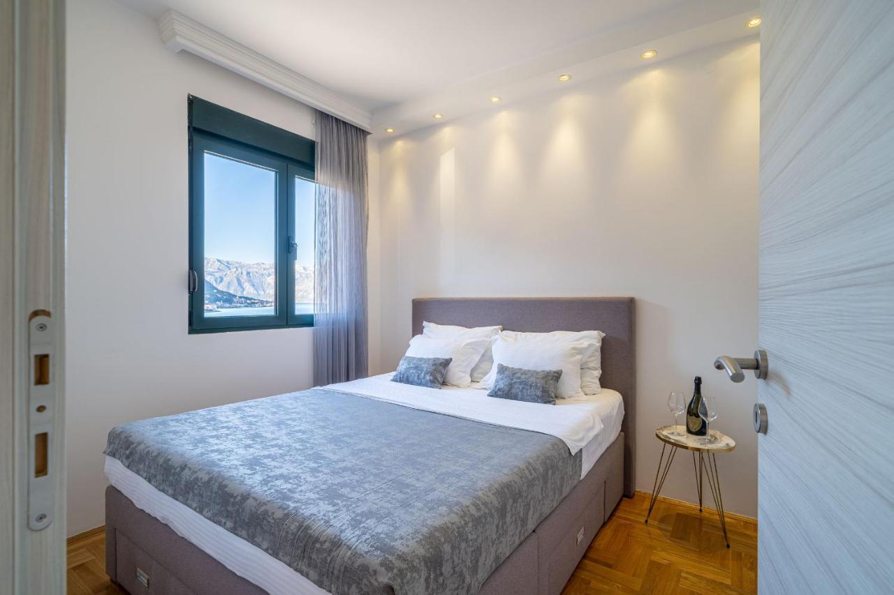 Boka View Luxury Suite - With Free Garage Parking Котор Екстериор снимка